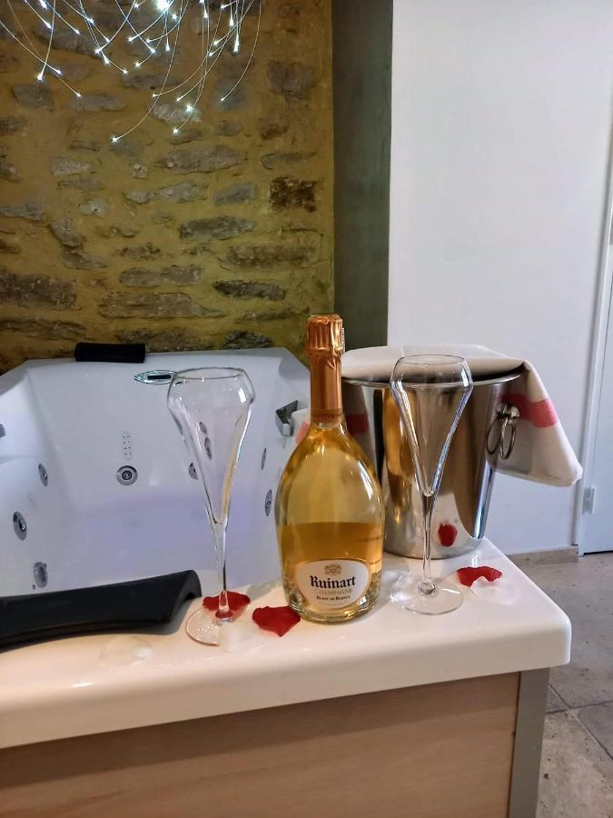Les Chambres Du Vieux Bistrot Cabrières-dʼAvignon 외부 사진