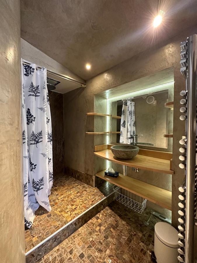 Les Chambres Du Vieux Bistrot Cabrières-dʼAvignon 외부 사진